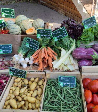 Vente estivale Producteurs locaux et bio – Promenade des Tilleuls à Trévoux