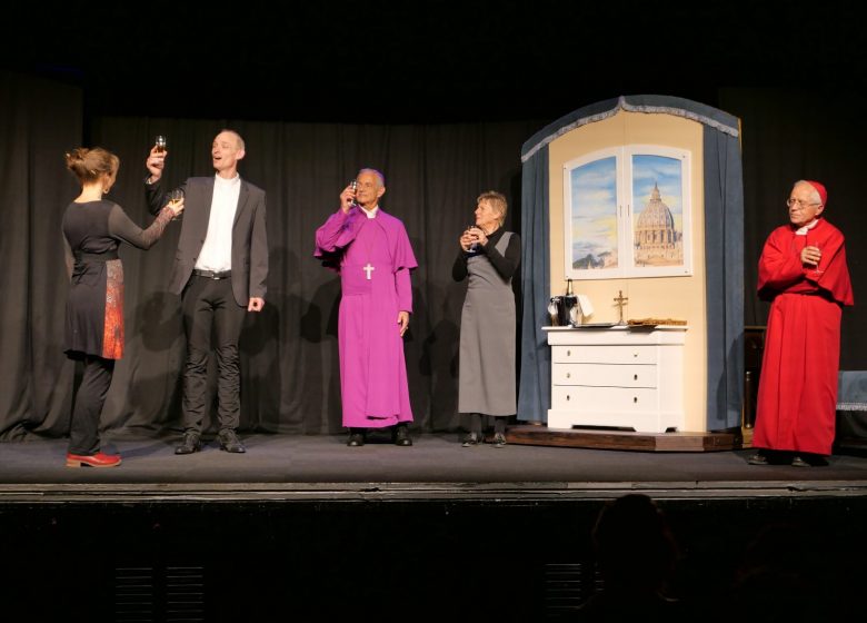Théâtre : Très Saint Père